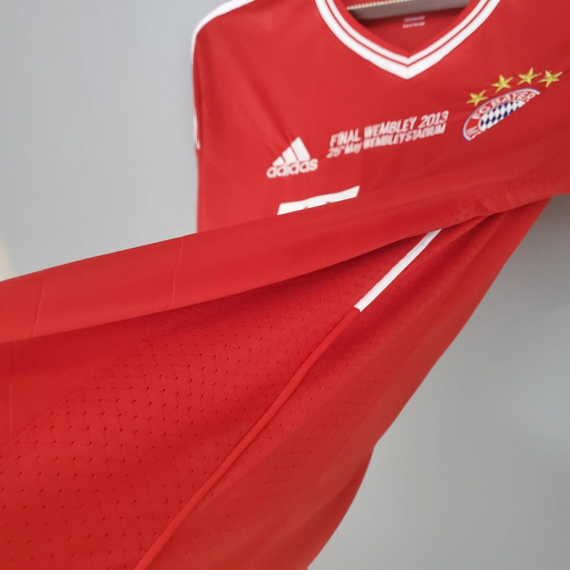 Camisa Retrô Bayern München 2013/14 - Edição Champions League