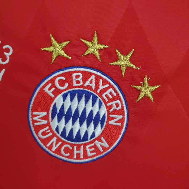 Camisa Retrô Bayern München 2013/14 - Edição Champions League