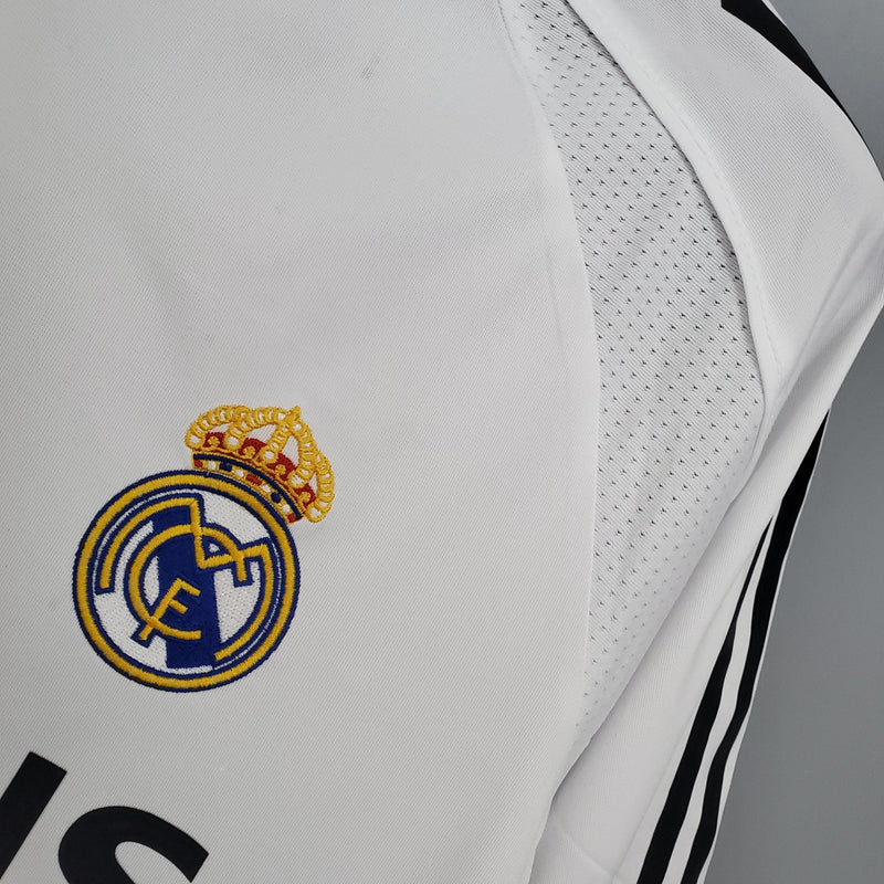 Camisa Retrô Real Madrid 2005/06